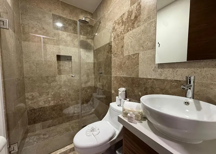 Near 5th, Ocean View Terrace, Pool And Gym Appartement