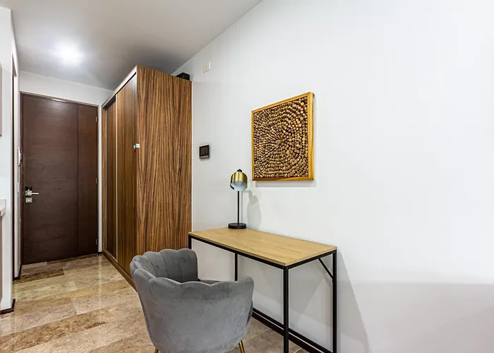 Near 5th, Ocean View Terrace, Pool And Gym Appartement *